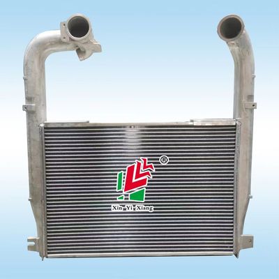 스코네 R440  트랙터를 위한 스코네 냉각 시스템 트럭 인터쿨러 826x592x64mm 1747660 1899859 PGRT DC13 CR
