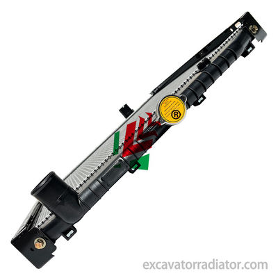 히노 R418 새 트럭 OEM16400E0K00 냉각 라디에이터 자동차 물 탱크 엔진 조립 공장 직판 판매