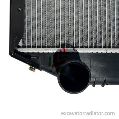 히노 R418 새 트럭 OEM16400E0K00 냉각 라디에이터 자동차 물 탱크 엔진 조립 공장 직판 판매